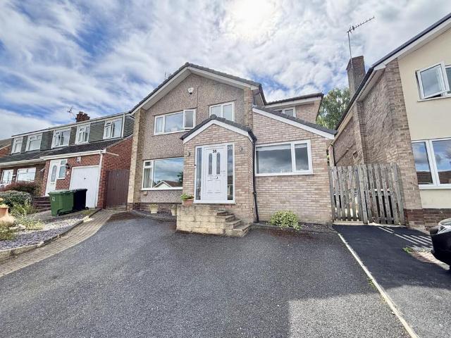 House for sale in Garforth, West Yorkshire