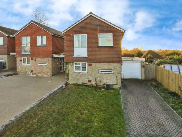House for sale in Sandown Park, Kent