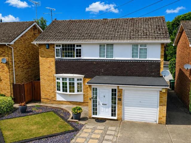 House for sale in Pouchen End, Hertfordshire
