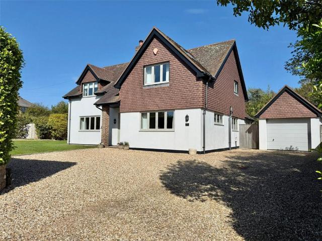 House for sale in Milford-on-Sea, Ashurst Bridge