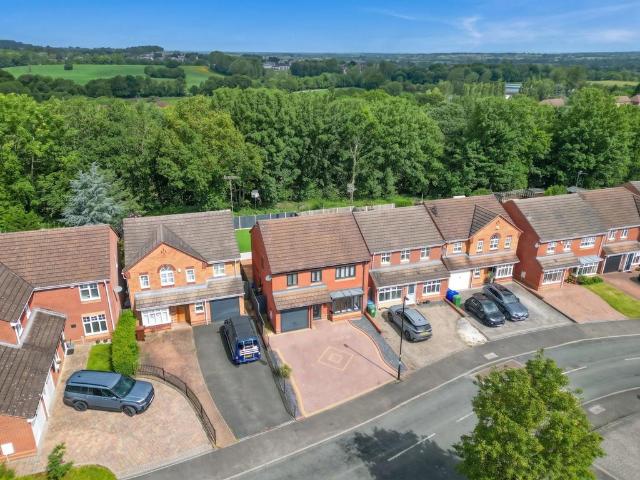 House for sale in Chadsmoor, Staffordshire