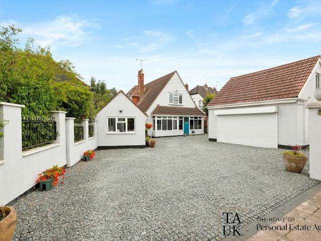 House for sale in Barling, Essex