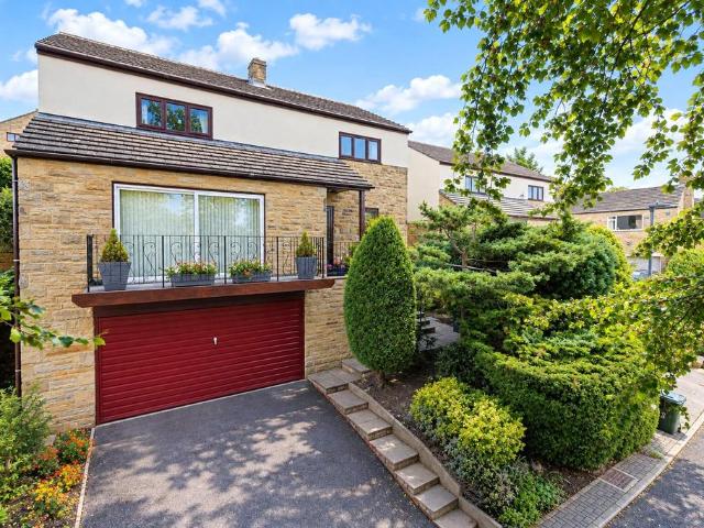 House for sale in Baildon, Bradford