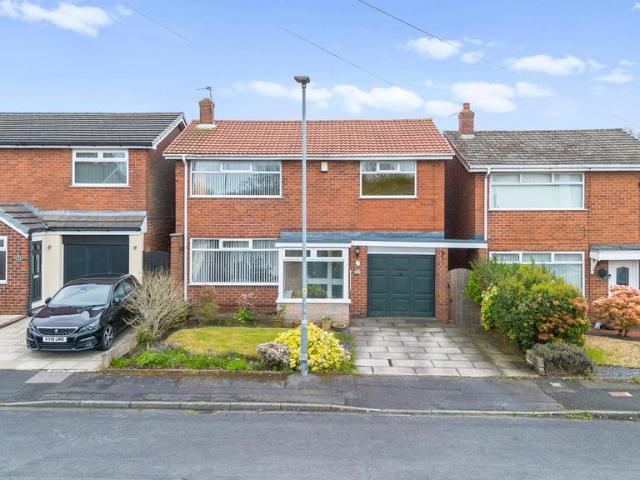 House for sale in Greystone Heath, Warrington