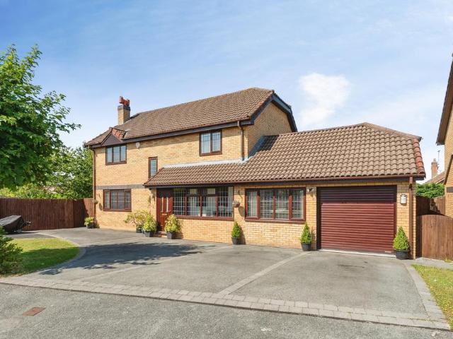 House for sale in Hawarden, Ewloe