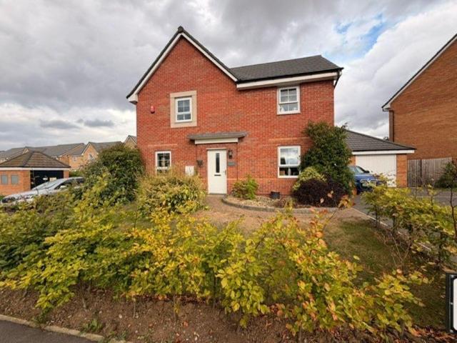House for sale in Royston, South Yorkshire