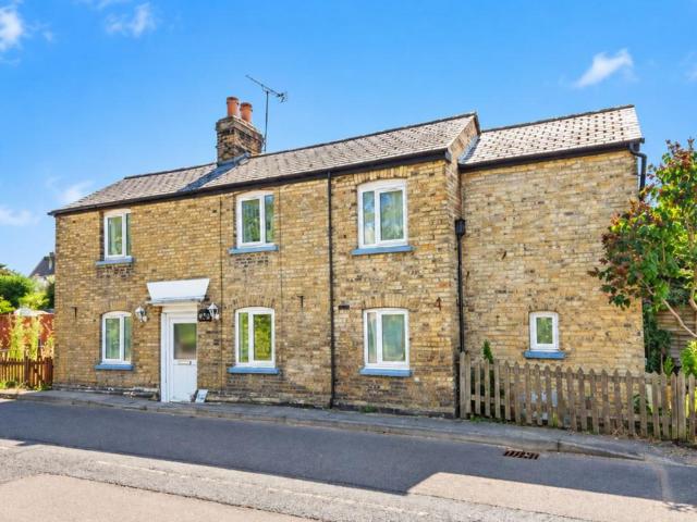 House for sale in Pulloxhill, Central Bedfordshire