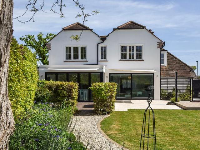 House for sale in Littlecote, West Sussex