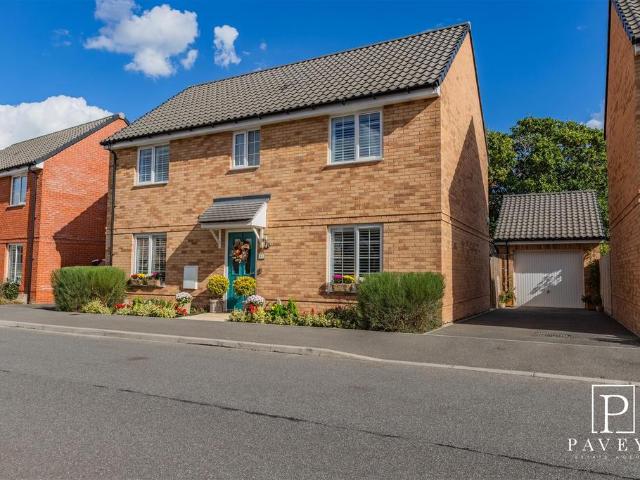 House for sale in Kirby Cross, Tendring