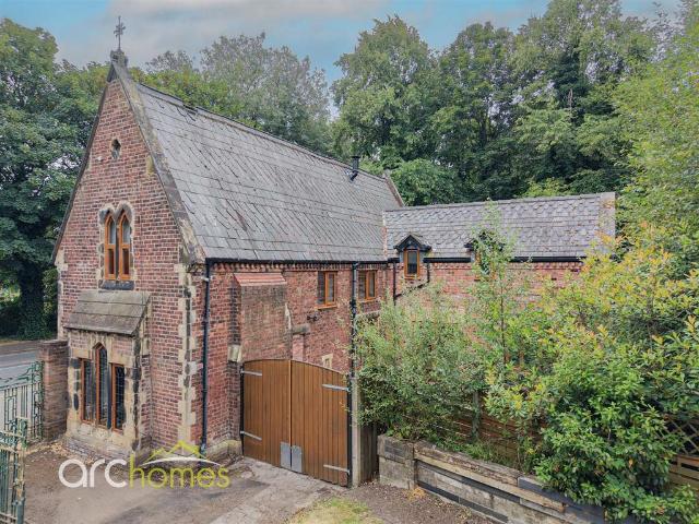 House for sale in Howe Bridge, Wigan