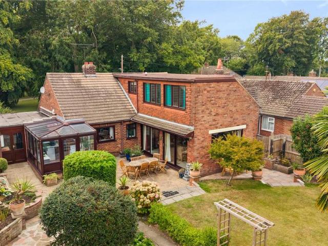 House for sale in Barton-upon-humber, North Lincolnshire