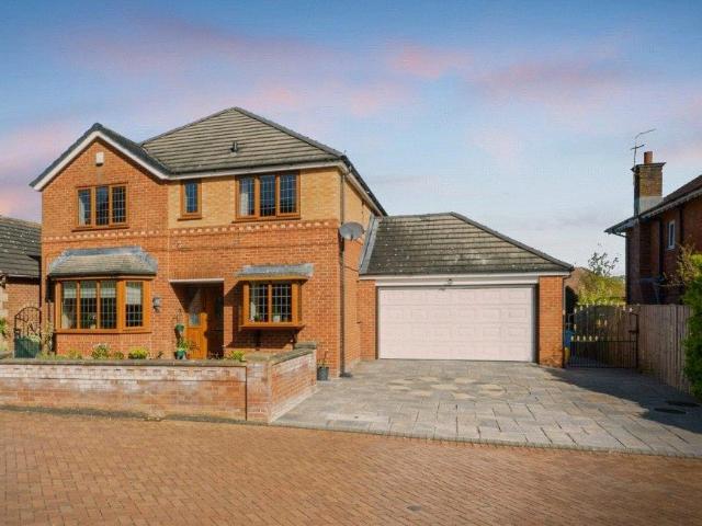 House for sale in Staining, Lancashire
