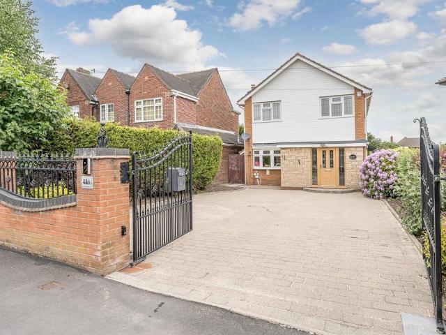 House for sale in Stourbridge, West Midlands