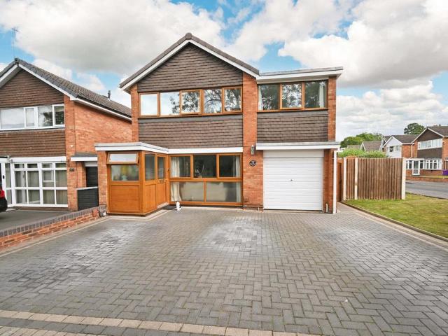 House for sale in Tettenhall, West Midlands