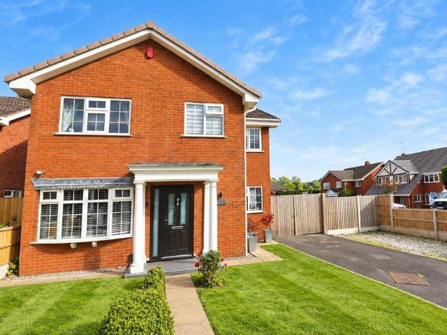 House for sale in Leyfield Park, Stoke-on-Trent