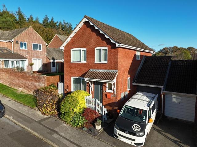 House for sale in Canford Bottom, Colehill