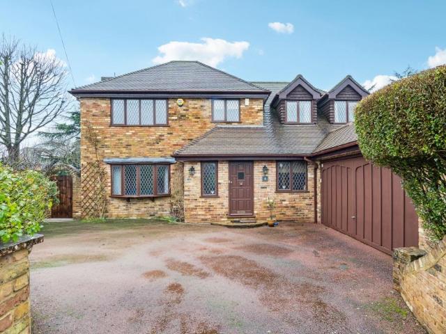 House for sale in Chalfont St. Peter, Denham