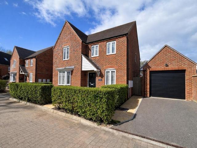 House for sale in Little Common, Heathlands