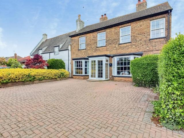 House for sale in Yaxley, Huntingdon