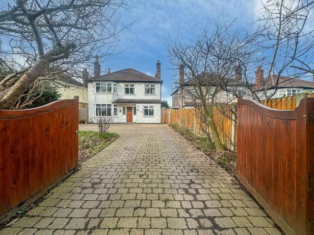 House for sale in Pensby, Wirral