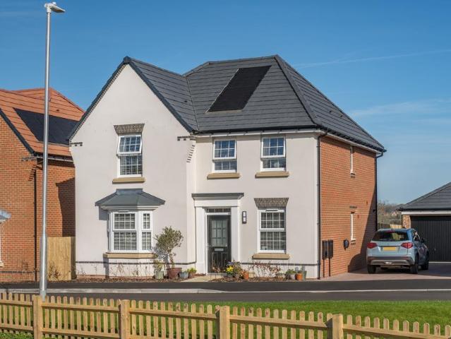 House for sale in Speen
