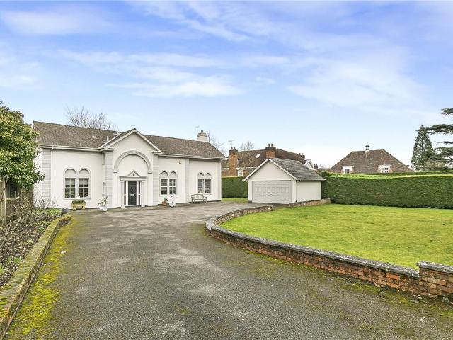 House for sale in Totteridge, Greater London