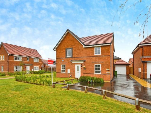 House for sale in Kettlebrook, Staffordshire