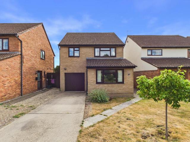 House for sale in Gloucester, Gloucestershire