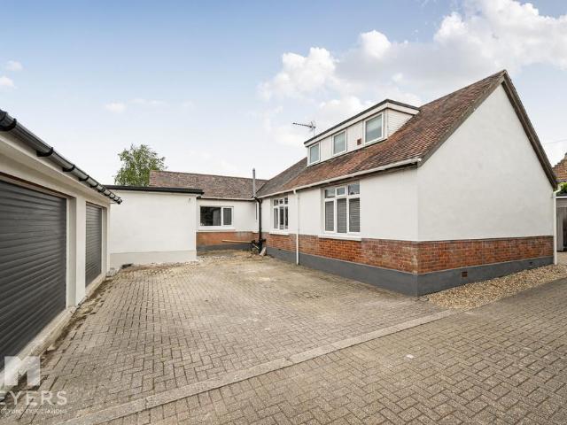 House for sale in Corfe Mullen