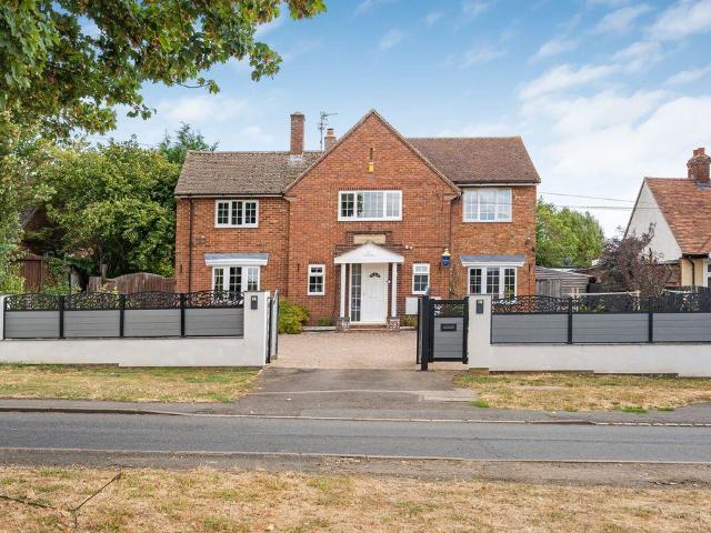 House for sale in Deanshanger