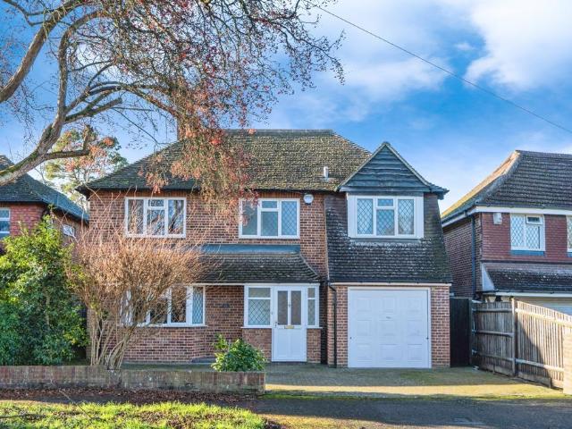 House for sale in Sheerwater, Woking