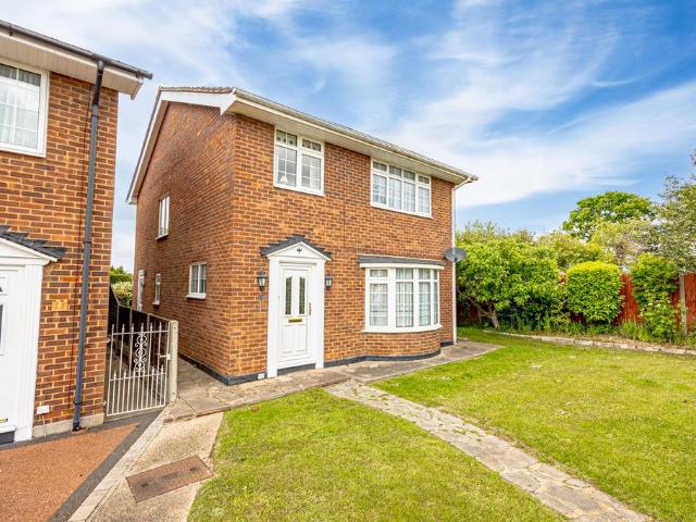 House for sale in Alton Barnes, Essex