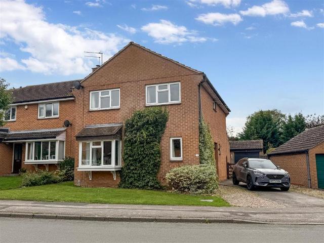 House for sale in Barton In Fabis, East Midlands