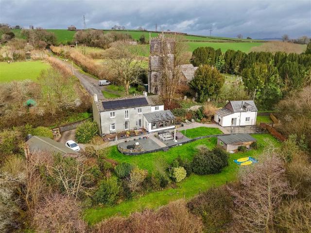 House for sale in Landulph