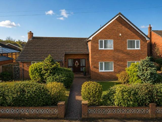 House for sale in Glebe Green, Winsford