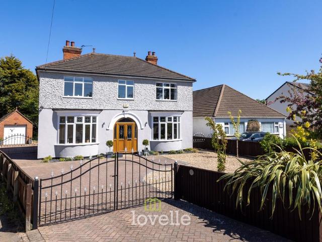 House for sale in Scartho, North East Lincolnshire