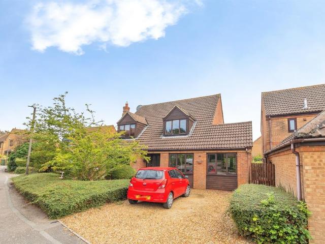 House for sale in Fenny Stratford, Milton Keynes
