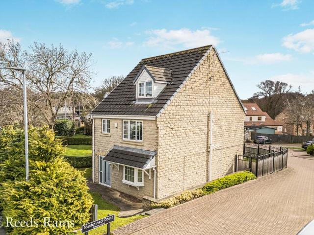 House for sale in Ossett, West Yorkshire