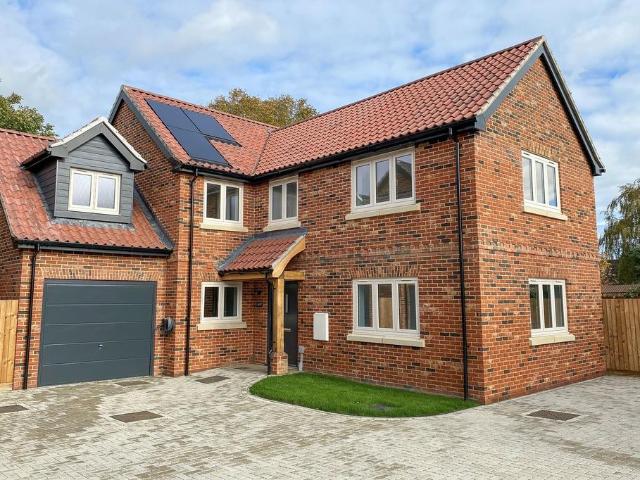 House for sale in Crostwick, Norfolk