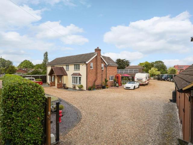 House for sale in Bedford