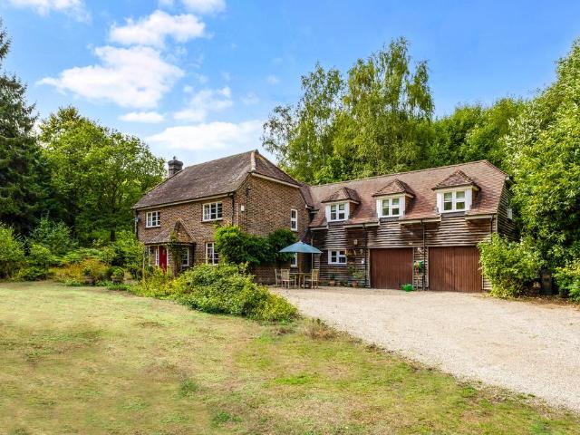 House for sale in Littlecote, West Sussex