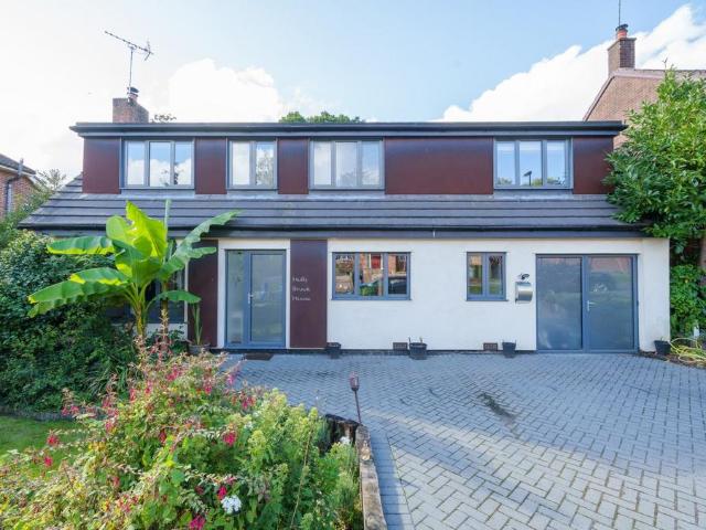 House for sale in Glen Eyre, City Of Southampton