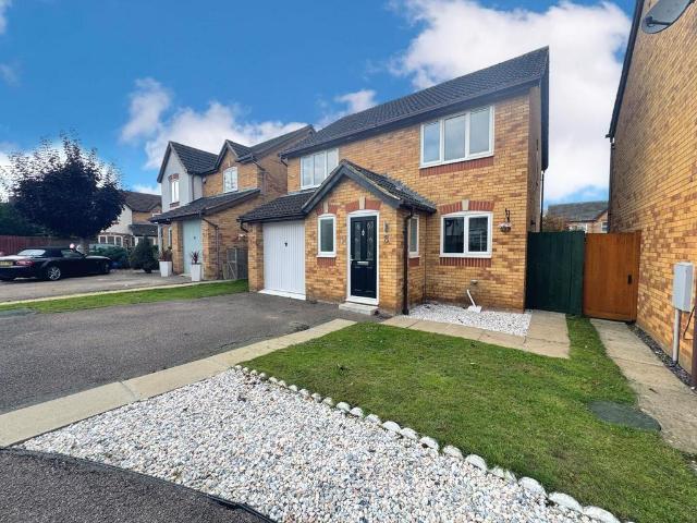 House for sale in Barton-le-clay, Bedfordshire