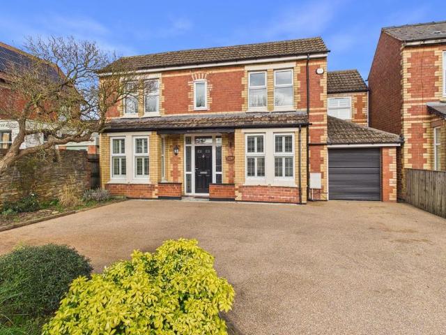 House for sale in Gloucester, Gloucestershire