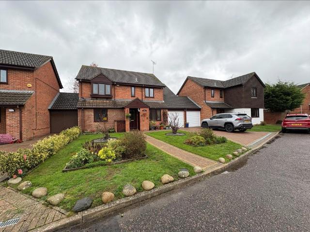 House for sale in Weston Turville