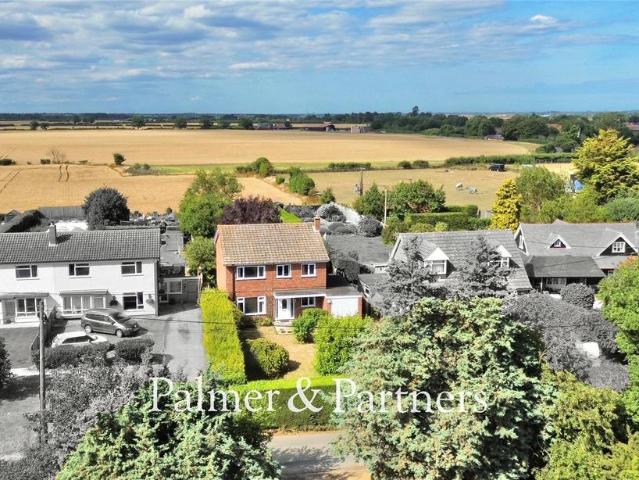 House for sale in Shop Corner, Chelmondiston