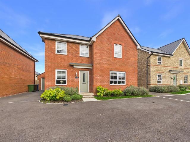 House for sale in Twigworth, Tewkesbury