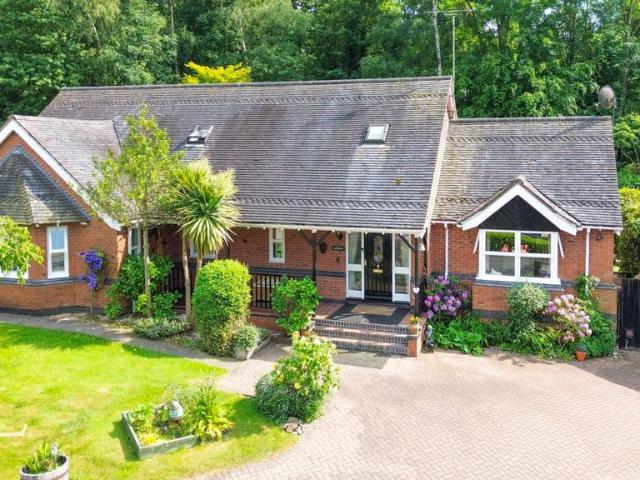 House for sale in Peggs Green, Coleorton