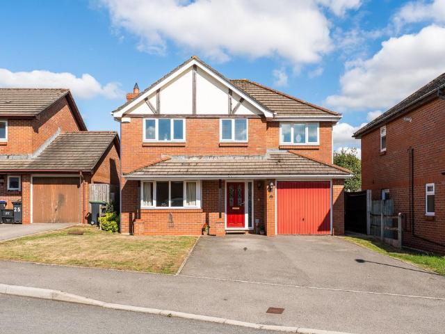 House for sale in Hampton Park, Ford