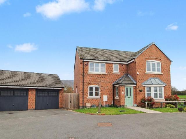 House for sale in Stanford On Avon, Leicestershire